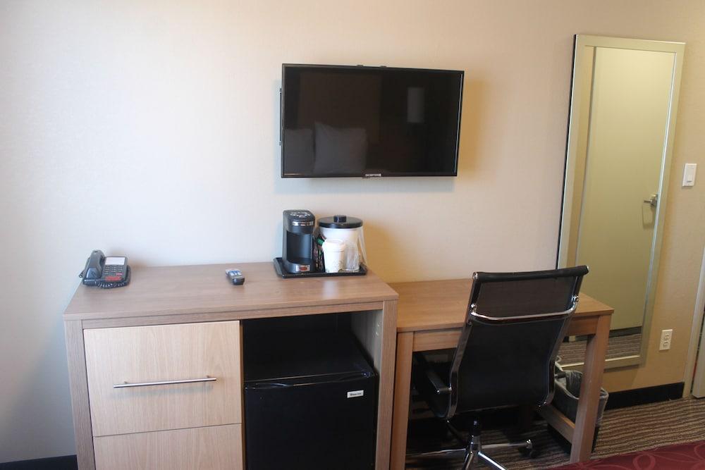 Days Inn By Wyndham Brooklyn Borough Park New York Extérieur photo