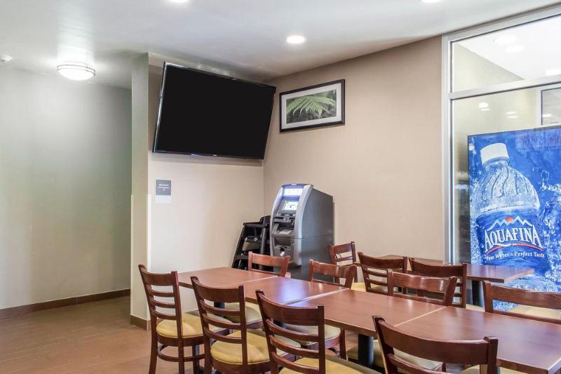 Days Inn By Wyndham Brooklyn Borough Park New York Extérieur photo
