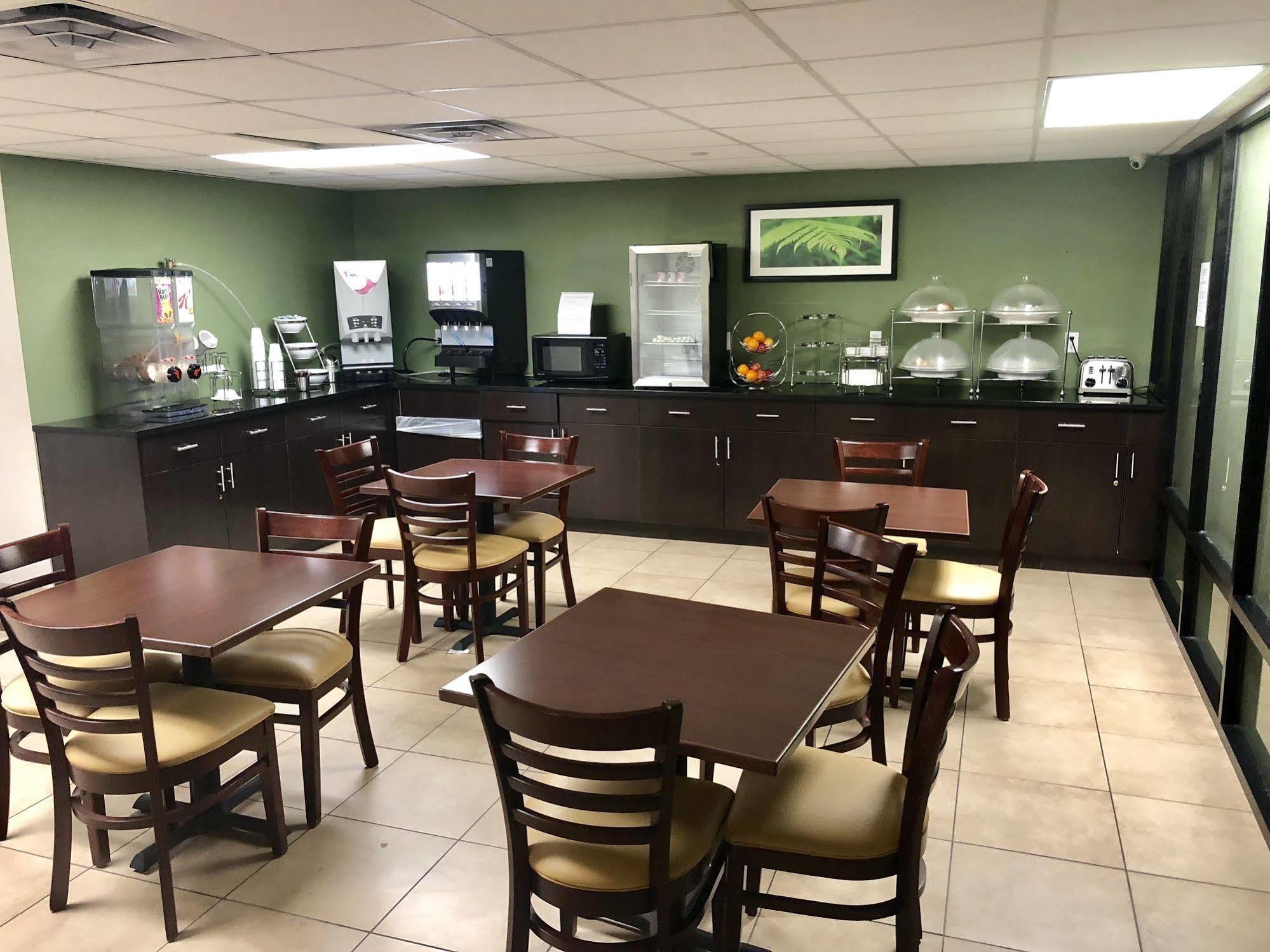 Days Inn By Wyndham Brooklyn Borough Park New York Extérieur photo