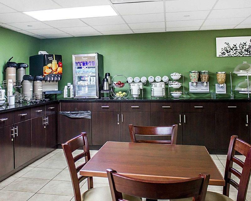 Days Inn By Wyndham Brooklyn Borough Park New York Extérieur photo