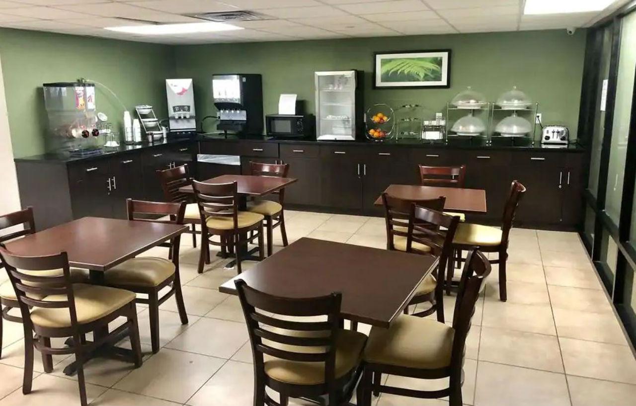 Days Inn By Wyndham Brooklyn Borough Park New York Extérieur photo
